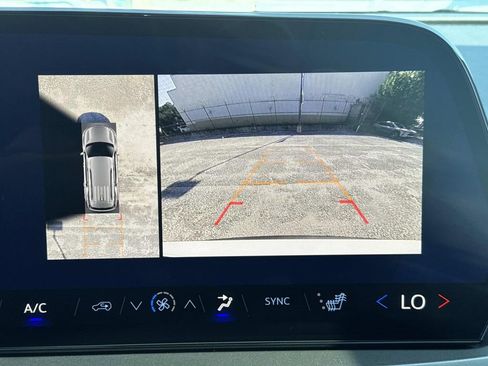 New 2026 Chevrolet Traverse LT w/ Sun and Wheel Package image 26