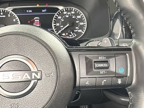 Certified 2025 Nissan Pathfinder SL image 24