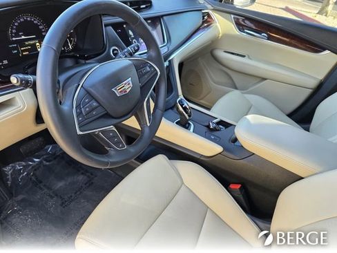 Used 2019 Cadillac XT5 Luxury image 14