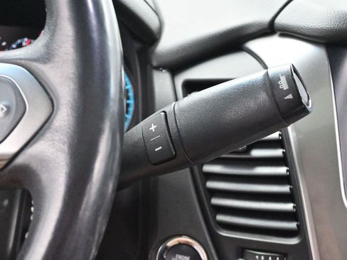 Used 2019 Chevrolet Suburban Premier w/ Premier Plus Edition image 26