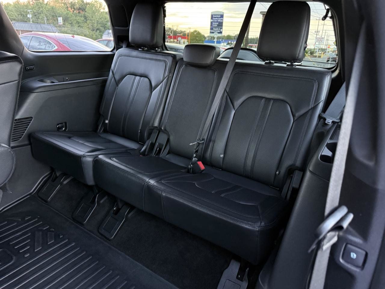Used 2019 Ford Expedition Limited w/ Special Edition Package RWD image 10