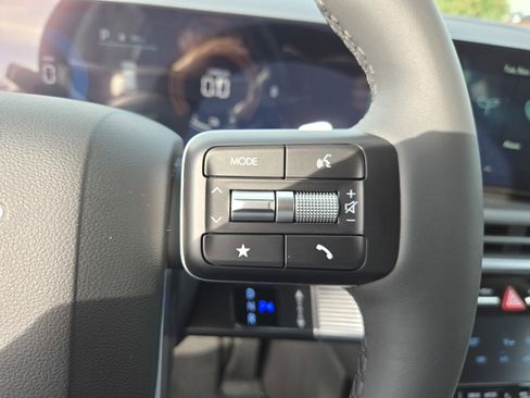 New 2026 Hyundai Santa Fe SE image 20