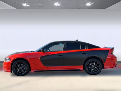 Used 2021 Dodge Charger GT w/ Blacktop Package image 2