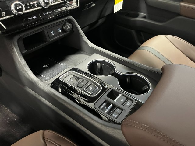New 2026 Honda Pilot Touring image 17