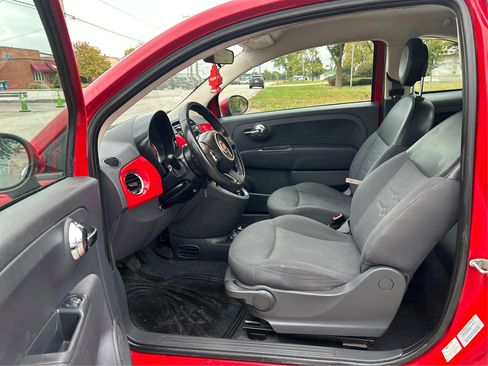 Used 2015 FIAT 500 Pop image 10