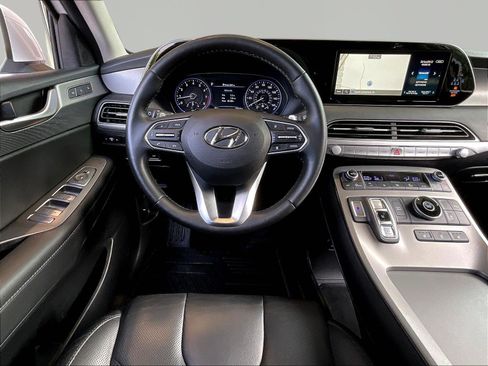 Used 2022 Hyundai Palisade SEL w/ Premium Package FWD image 8