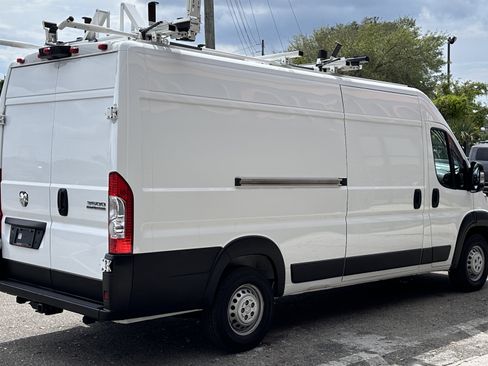 Used 2024 RAM ProMaster 3500 w/ Convenience Group FWD image 4