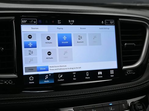 New 2027 Chrysler Pacifica Select FWD image 21