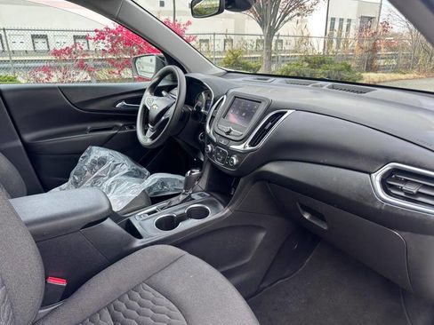 Used 2021 Chevrolet Equinox LT w/ LPO, Cargo Package image 21