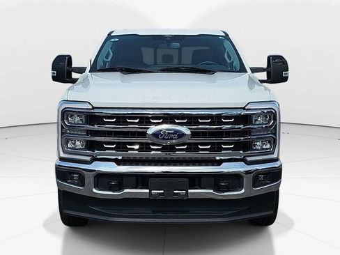 Used 2024 Ford F250 Lariat w/ FX4 Off-Road Package AWD/4WD image 9