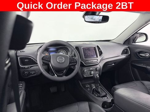 Used 2023 Jeep Cherokee Altitude Lux image 18