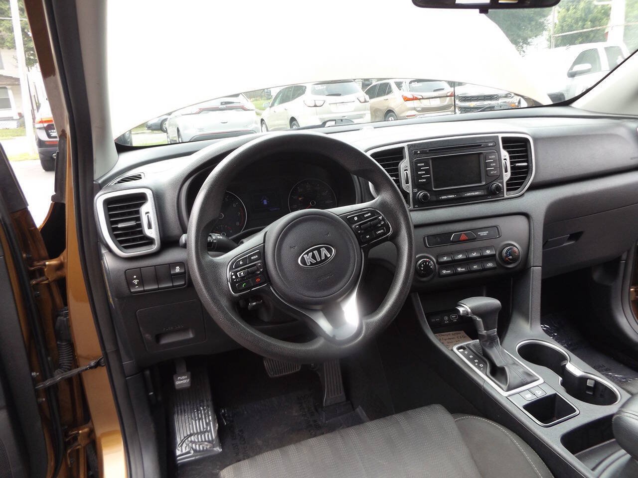 Used 2017 Kia Sportage LX FWD image 17