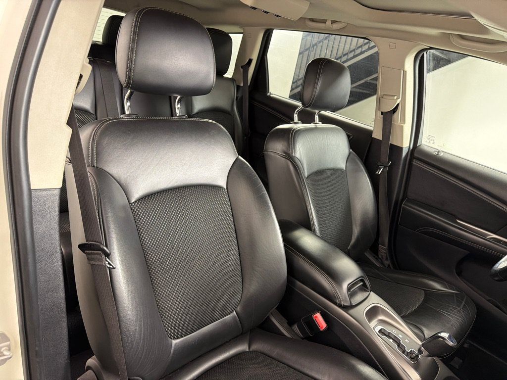 Used 2020 Dodge Journey Crossroad FWD image 27
