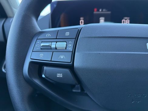 New 2025 Kia K4 LXS image 36