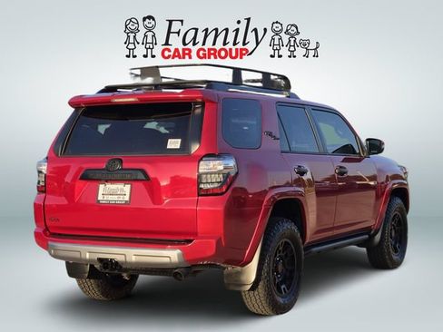 Used 2024 Toyota 4Runner TRD Off-Road Premium w/ Moonroof Package AWD/4WD image 4