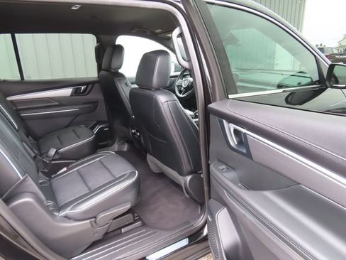 Used 2026 Buick Enclave Preferred AWD/4WD image 27