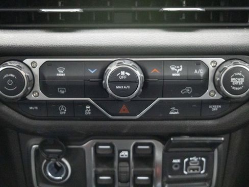 New 2026 Jeep Wrangler Sport AWD/4WD image 25