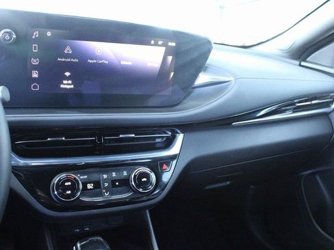 Used 2025 Buick Envista Sport Touring w/ Convenience II Package image 26