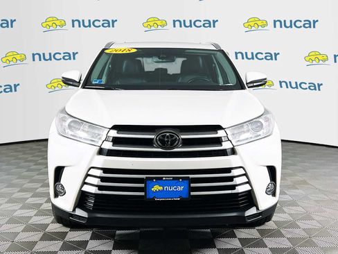 Used 2018 Toyota Highlander XLE image 2