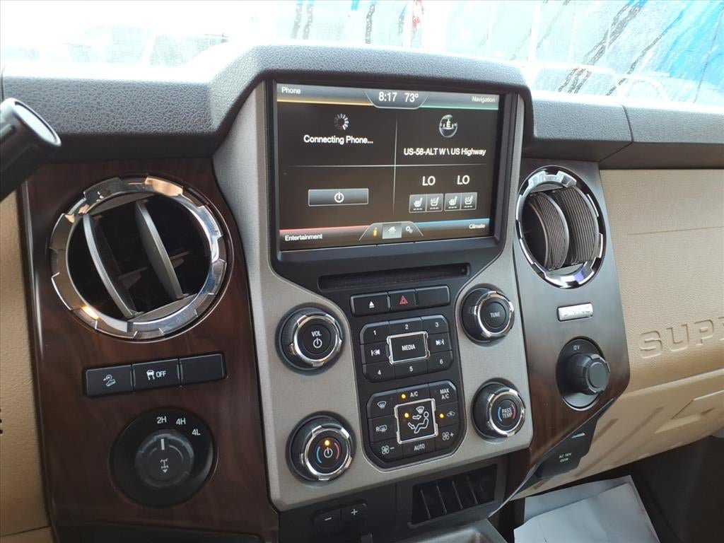 Used 2015 Ford F250 Lariat w/ Lariat Ultimate Package AWD/4WD image 17
