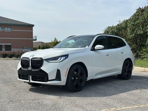 New 2026 BMW X3 xDrive30 w/ Premium Package image 3