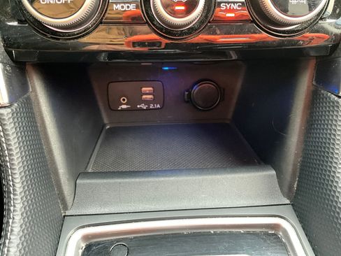 Used 2021 Subaru Forester Touring image 25