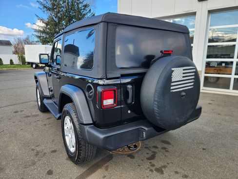 Used 2018 Jeep Wrangler Sport AWD/4WD image 20