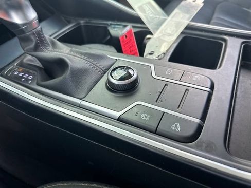 Used 2023 Kia Sorento S w/ Panoramic Sunroof Package FWD image 10