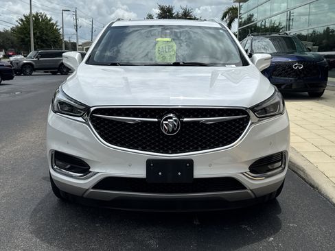 Used 2019 Buick Enclave Avenir w/ Avenir Technology Package AWD/4WD image 2