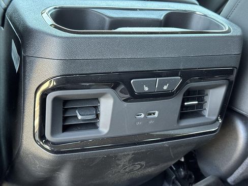 New 2026 GMC Sierra 2500 AT4 w/ AT4 Premium Plus Package AWD/4WD image 26
