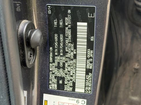 Used 2014 Toyota 4Runner Limited AWD/4WD image 28