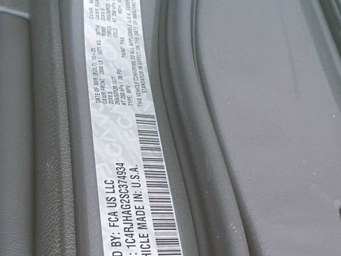 New 2025 Jeep Grand Cherokee Altitude image 10