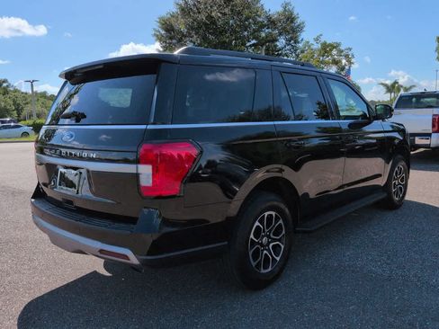 Used 2024 Ford Expedition XLT RWD image 6