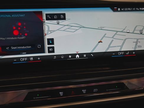 Used 2024 BMW i7 M70 w/ Executive Package image 23