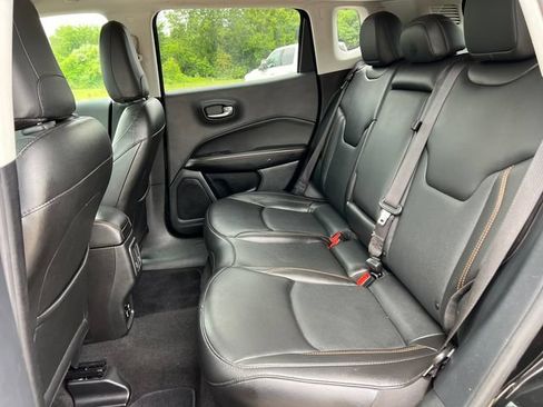 Used 2020 Jeep Compass Limited AWD/4WD image 5