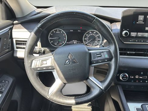 Used 2022 Mitsubishi Outlander SEL FWD image 21