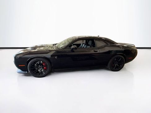Used 2015 Dodge Challenger SRT Hellcat RWD image 9