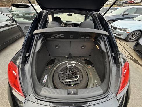 Used 2013 Volkswagen Beetle 2.5 image 8