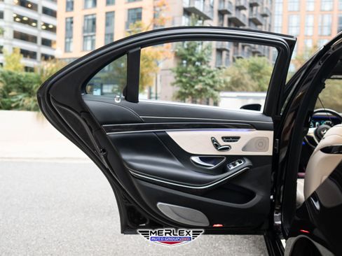 Used 2018 Mercedes-Benz S 560 Sedan image 47