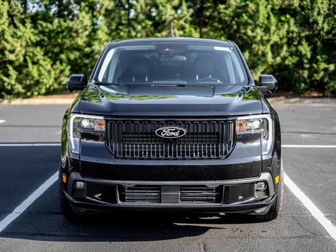 New 2025 Ford Maverick Lobo image 2