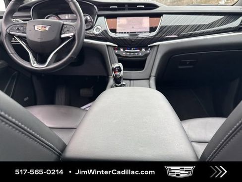 Certified 2025 Cadillac XT6 Premium Luxury image 35