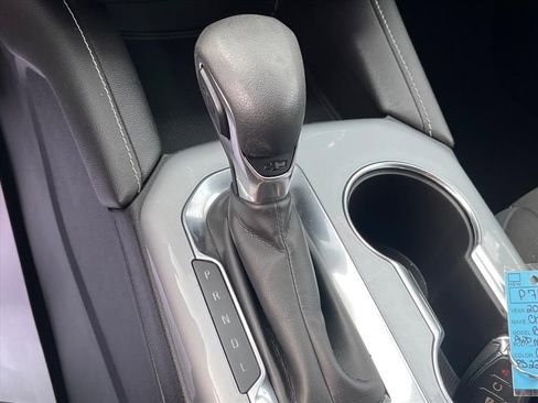 Used 2023 Chevrolet Blazer LT image 12