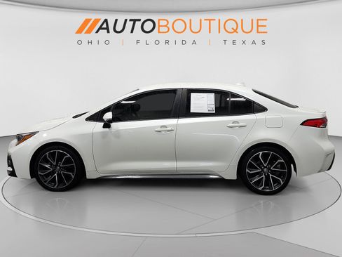 Used 2021 Toyota Corolla SE FWD image 2