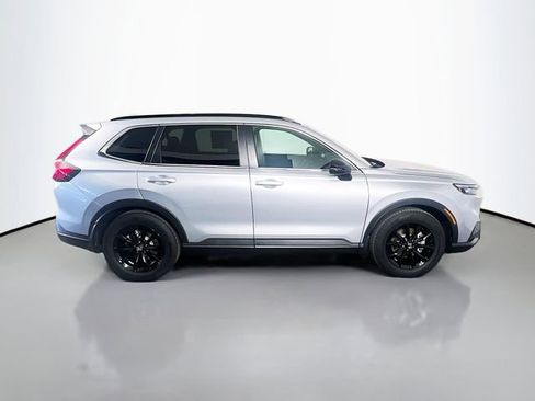 Used 2025 Honda CR-V Sport-L image 9