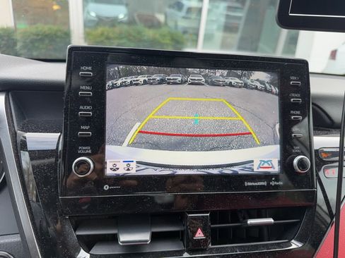 Used 2023 Toyota Camry XSE image 9