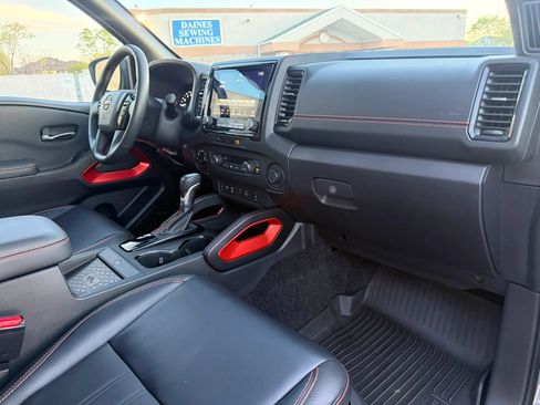Used 2024 Nissan Frontier PRO-4X w/ Pro Premium Package AWD/4WD image 20