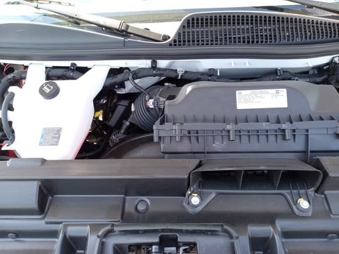 Used 2026 GMC Savana 2500 Extended w/ Driver Convenience Package RWD image 30