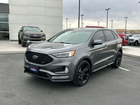 Certified 2022 Ford Edge ST w/ Equipment Group 401A image 2