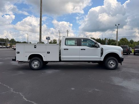 New 2026 Ford F250 XL AWD/4WD image 4