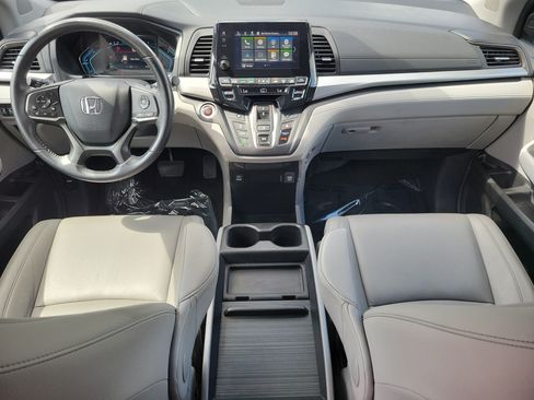 Certified 2024 Honda Odyssey EX-L image 14